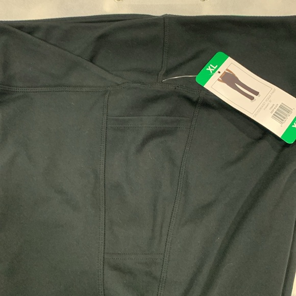 JOCKEY XL 
CROSSWAIST YOGA PANTS - Picture 4 of 9